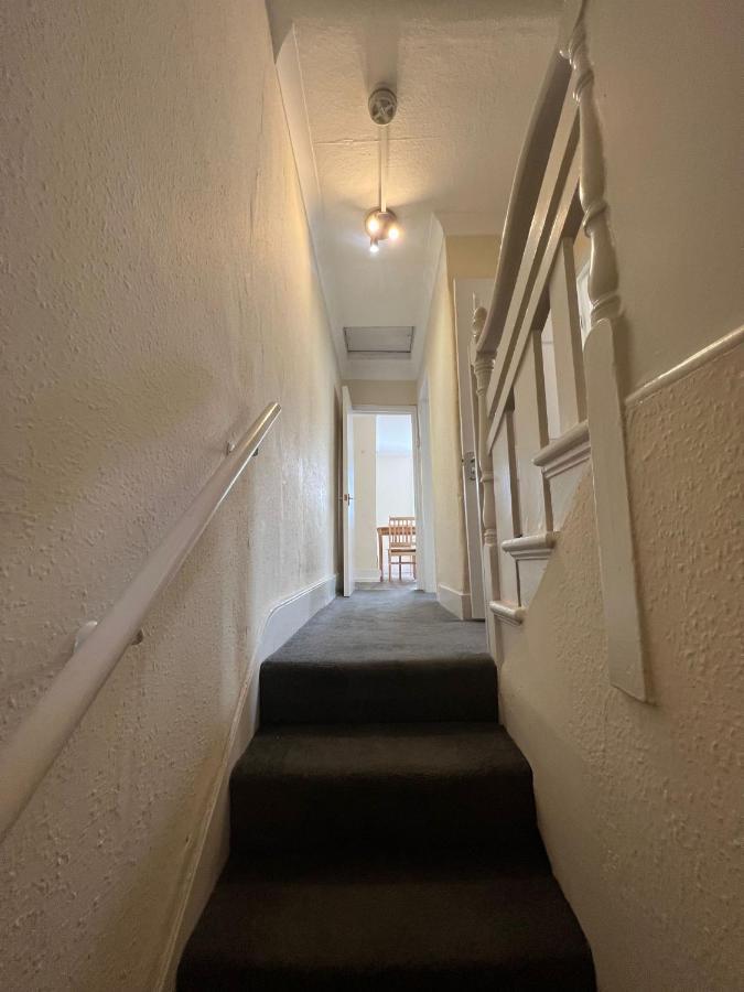 East London 2 Bedroom Apartment المظهر الخارجي الصورة