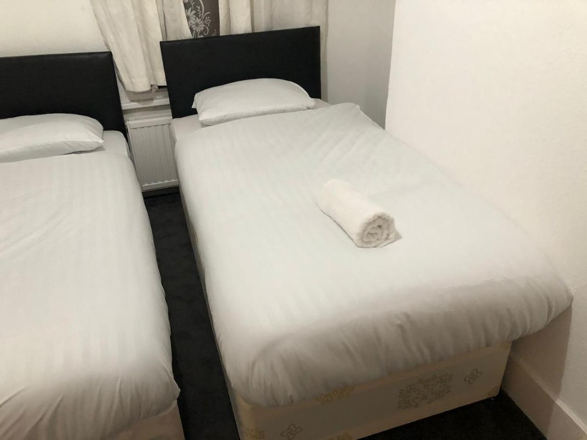 East London 2 Bedroom Apartment المظهر الخارجي الصورة