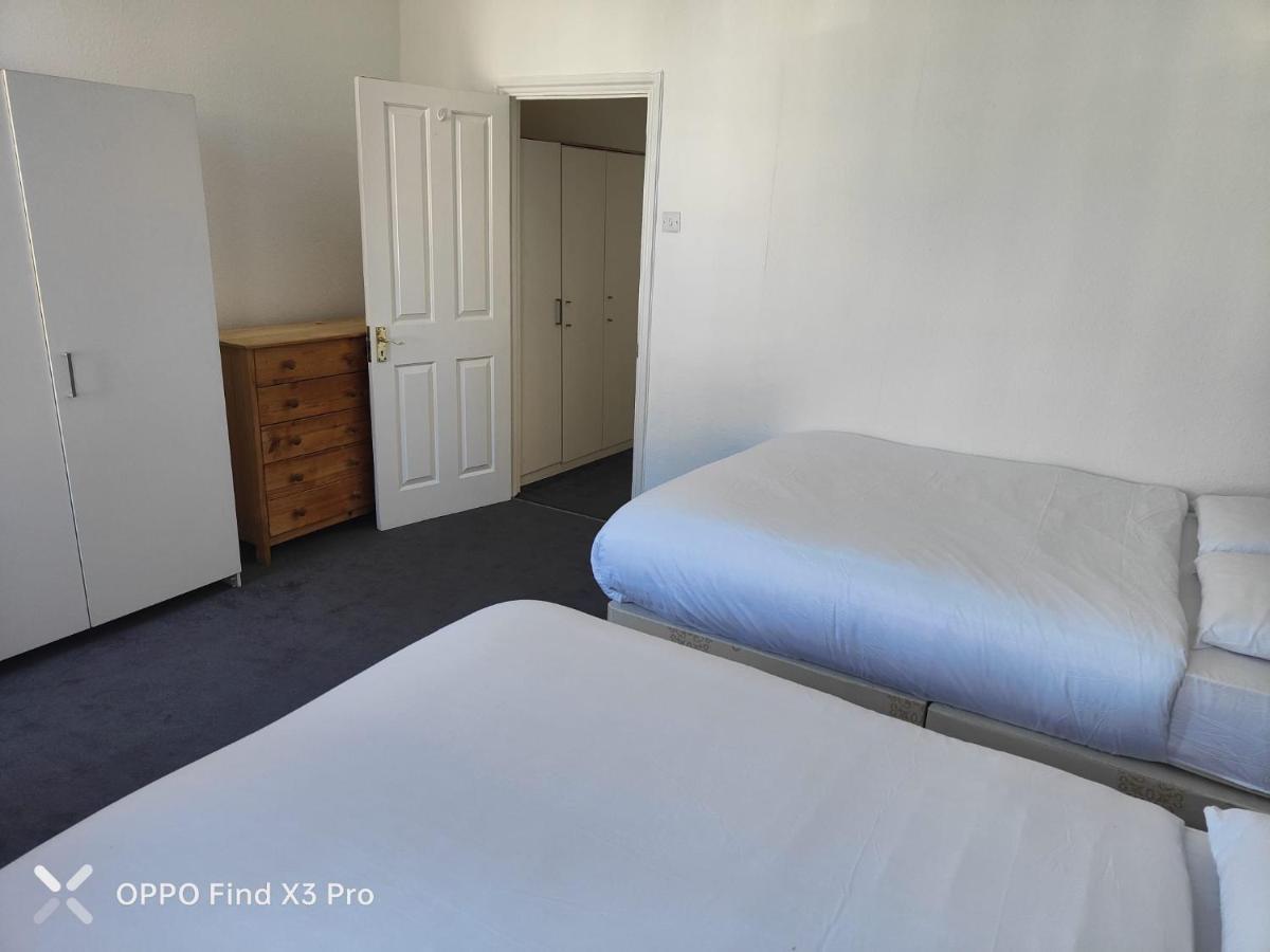 East London 2 Bedroom Apartment المظهر الخارجي الصورة